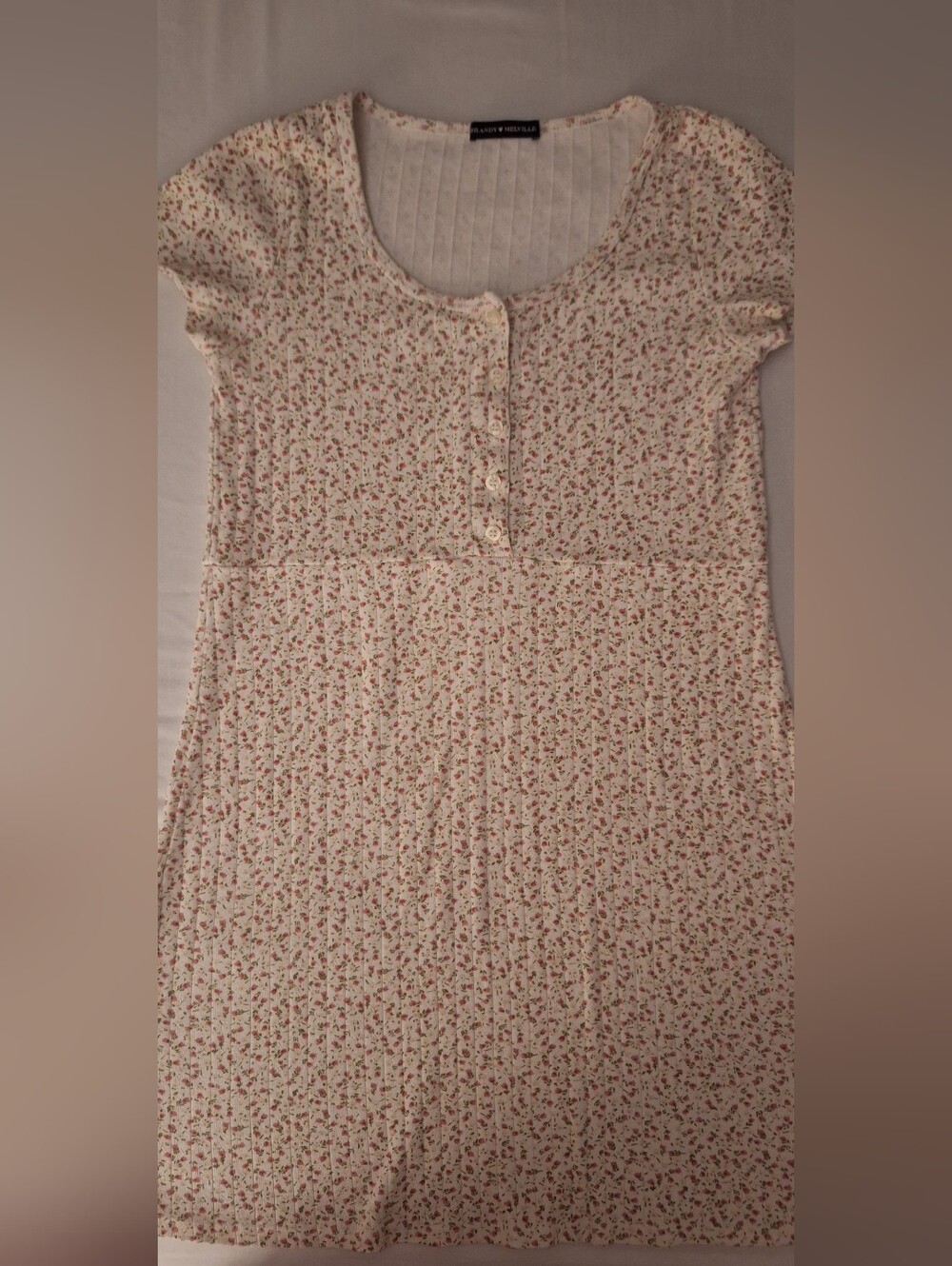 Brandy Melville Cream Ribbed Eyelet Top with Navy Label 100% Cotton